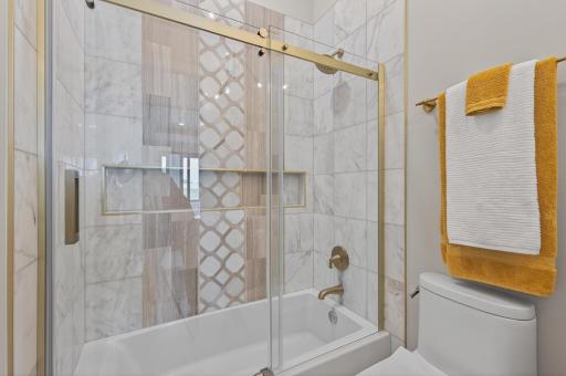 6783 Broadview Drive, Prior Lake, MN 55372