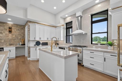 6783 Broadview Drive, Prior Lake, MN 55372