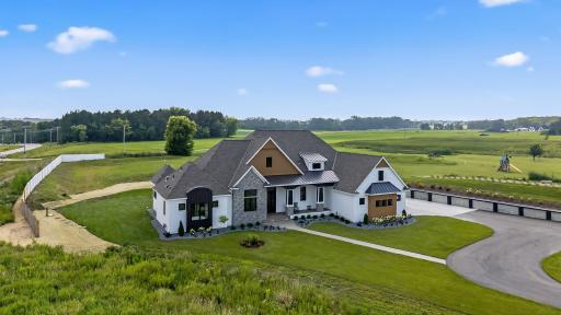 6783 Broadview Drive, Prior Lake, MN 55372
