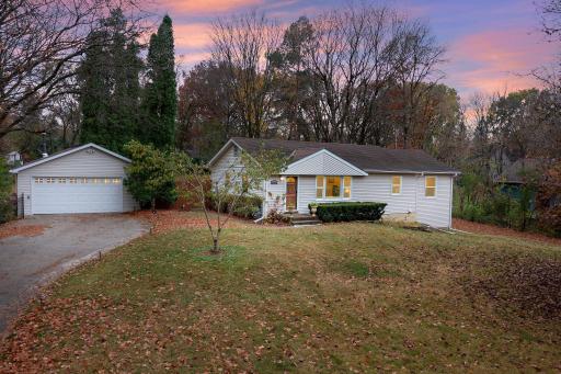 15803 Sunset Road, Minnetonka, MN 55345