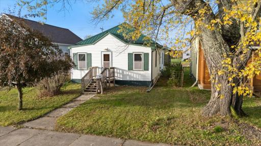 316 W 3rd Avenue N, Aurora, MN 55705