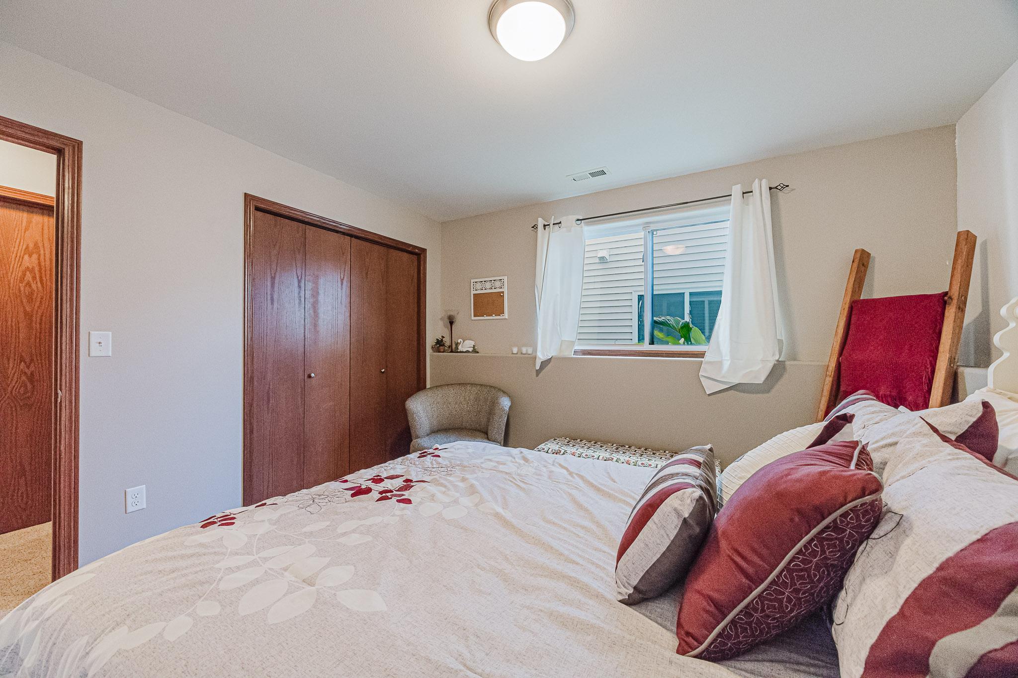 4703 35th Ave S, Fargo, ND-8.jpg
