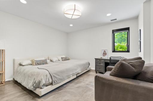2657 Woodbridge Road, Wayzata, MN 55391
