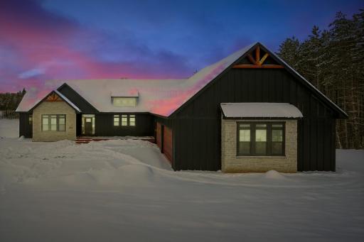 1198 60th St, Hudson, WI 54016
