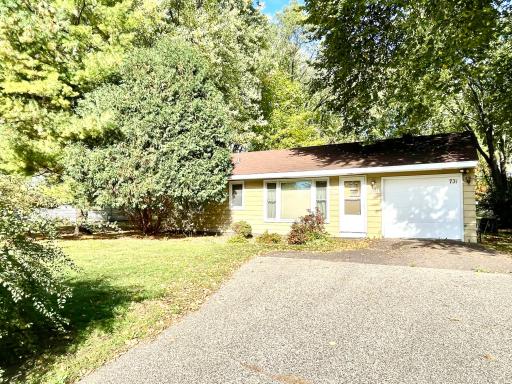 731 Berwood Avenue, Saint Paul, MN 55127