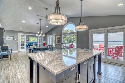 Kitchen1_4.jpg