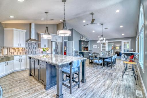 Kitchen1_2.jpg