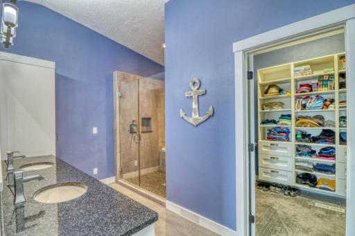 Primary Bathroom1_3.jpg