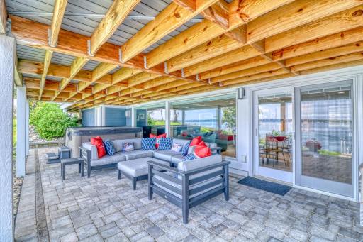 Patio1_2.jpg