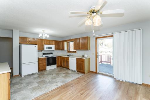 209 E Henry Street, Le Roy, MN 55951