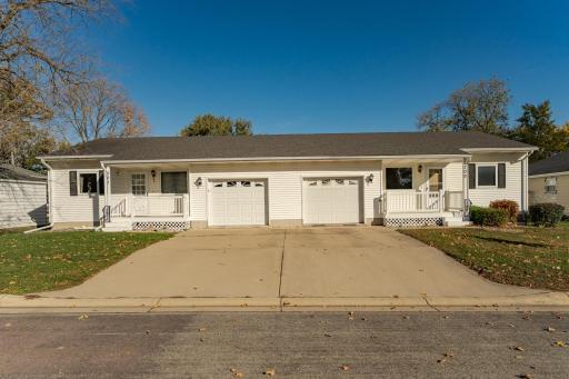 209 E Henry Street, Le Roy, MN 55951