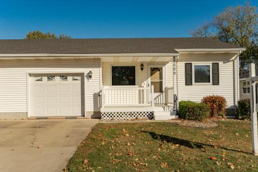 209 E Henry Street, Le Roy, MN 55951