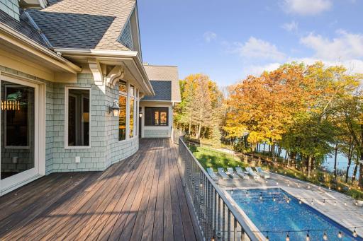 6015 Ridge Road, Excelsior, MN 55331