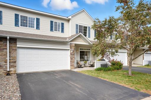 739 Maple Hills Drive, H, Maplewood, MN 55117