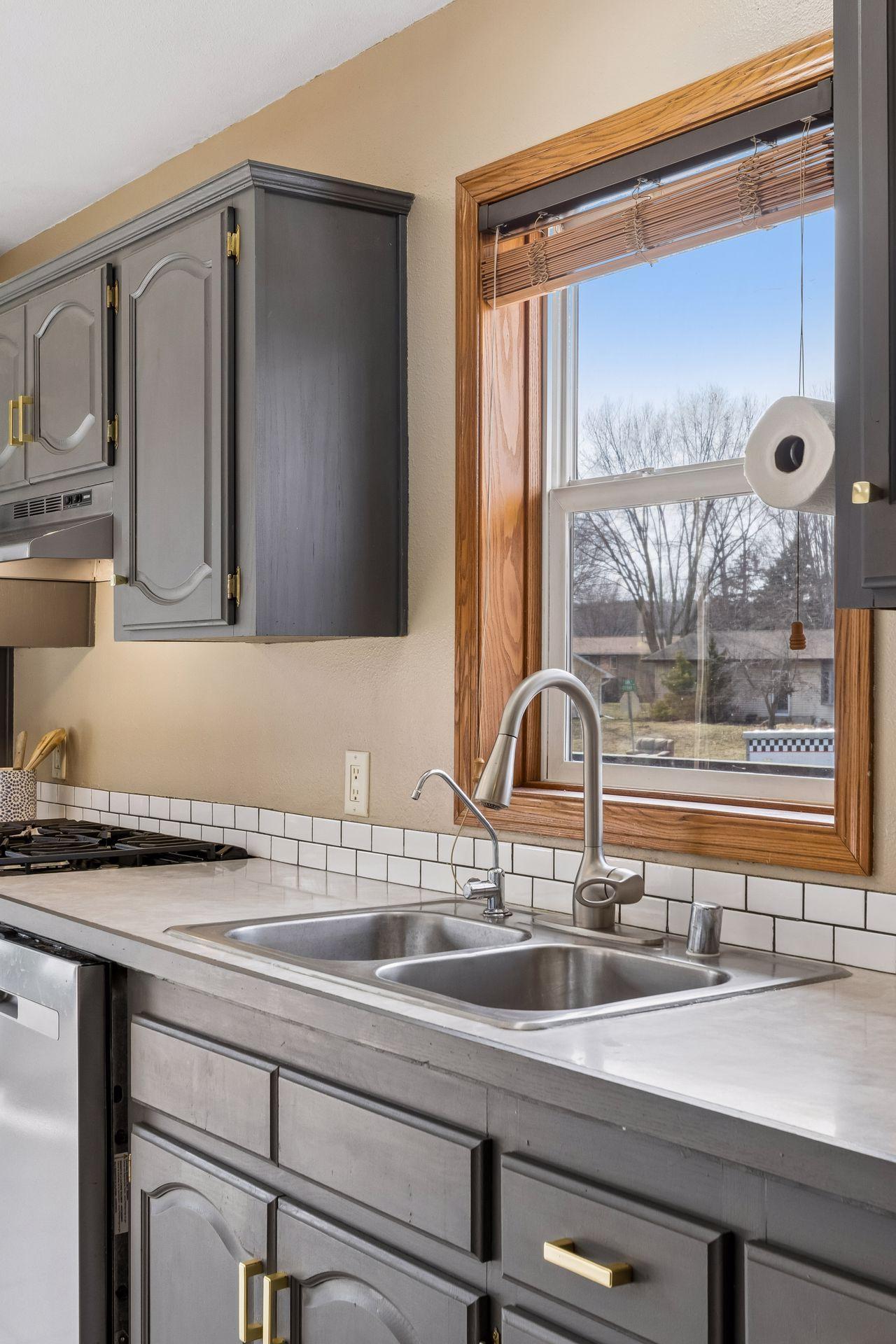 Water filtration built into the sink