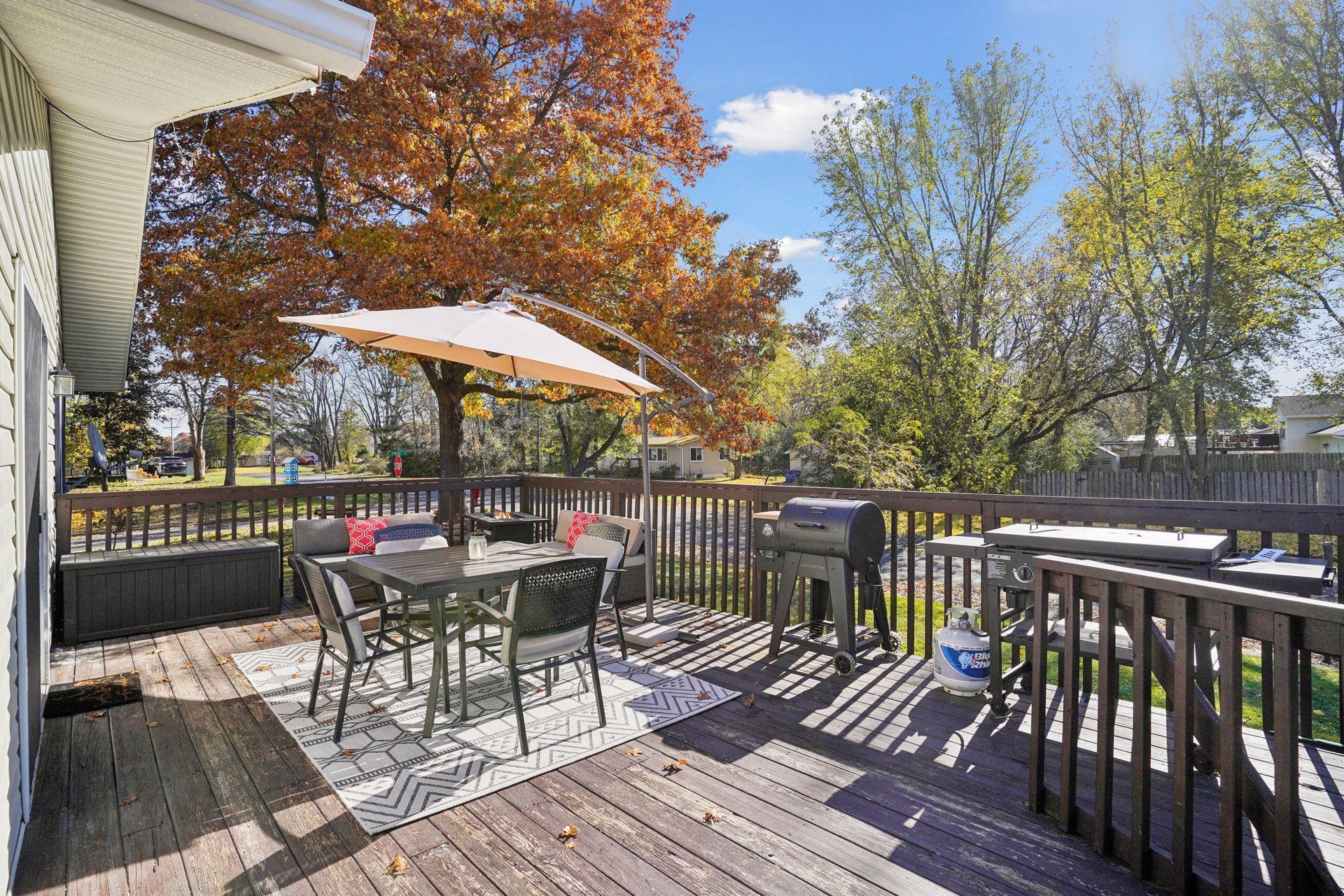 Great outdoor entertaining space for sunny days