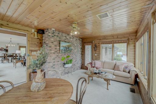 1430 Triangle Drive, Houlton, WI 54082