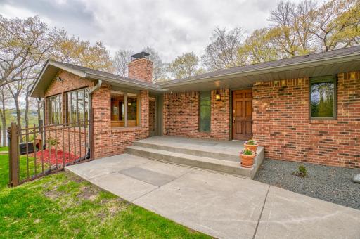 1430 Triangle Drive, Houlton, WI 54082