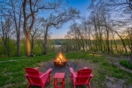 1430 Triangle Drive, Houlton, WI 54082