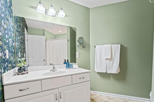 6276 Fairway Drive NW, Rochester, MN 55901