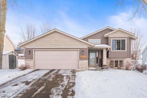 Photo for 6276 Fairway Drive NW, Rochester, MN 55901 - listing #6806154 6276 Fairway Drive NW, Rochester, MN 55901