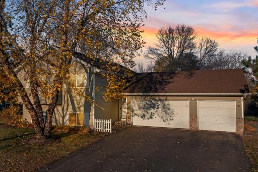 Photo for 6110 262nd Street, Wyoming, MN 55092 - listing #6806199 Welcome to 6110 262nd Street Wyoming, MN 55092