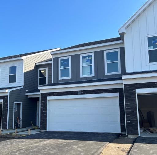 17936 Genoa Drive, Lakeville, MN 55044