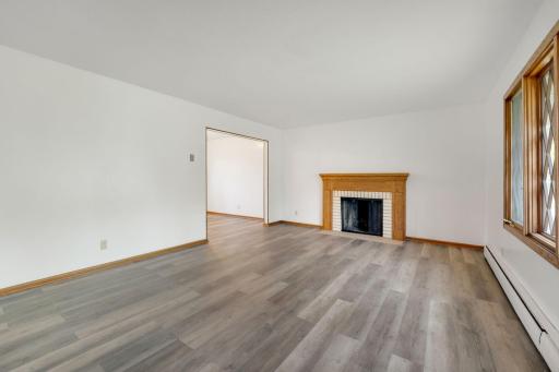 11036 27th Avenue S, Burnsville, MN 55337