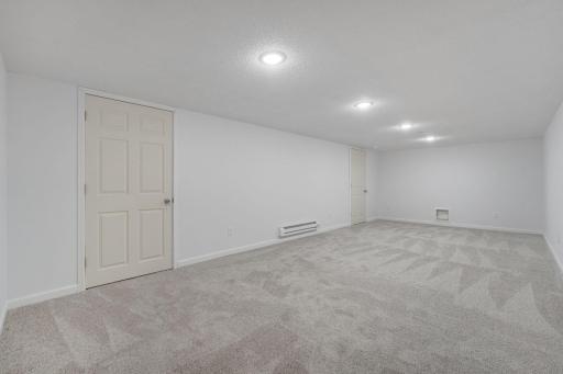 11036 27th Avenue S, Burnsville, MN 55337
