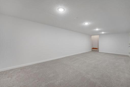 11036 27th Avenue S, Burnsville, MN 55337