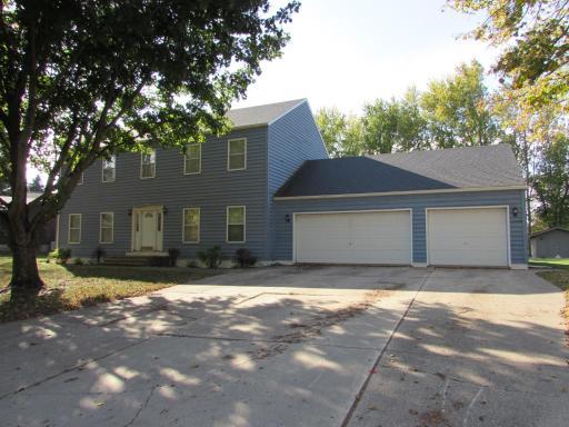 1700 Knollwood Drive, Fairmont, MN 56031