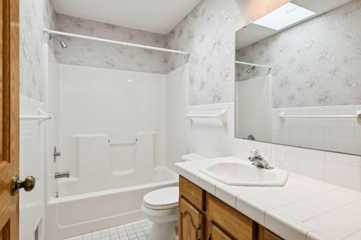 703 Wesley Lane, Saint Paul, MN 55118