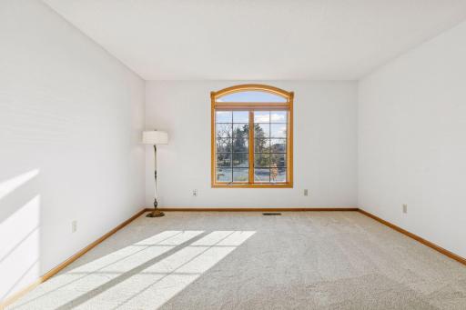703 Wesley Lane, Saint Paul, MN 55118