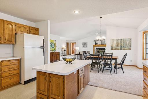 703 Wesley Lane, Saint Paul, MN 55118
