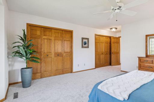 703 Wesley Lane, Saint Paul, MN 55118
