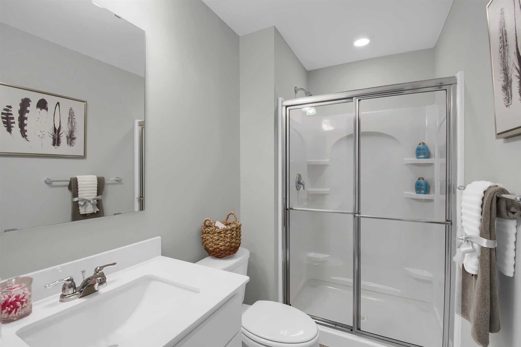 Junior suite with spacious bathroom.