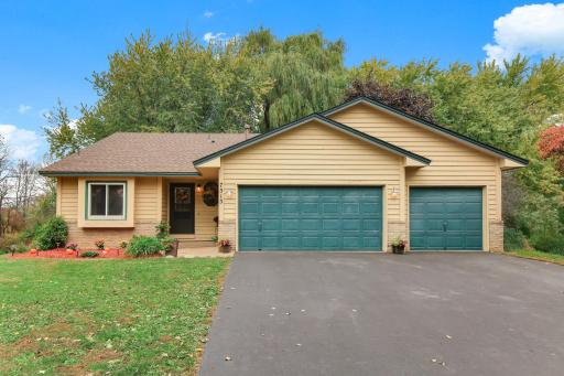 1-web-or-mls-7515-Upper-167th-St-W-01.jpg