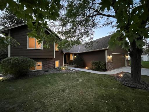 Photo for 9101 Nantwick Ridge, Minneapolis, MN 55443 - listing #6806587 9101 Nantwick Ridge, Minneapolis, MN 55443
