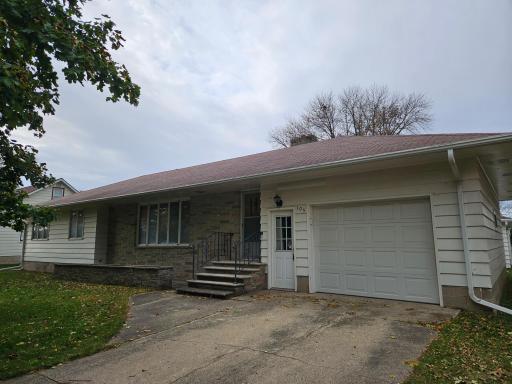 105 Robert Street, Elrosa, MN 56325