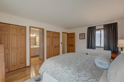 1174 Benton Way, Saint Paul, MN 55112