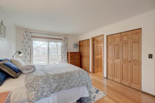 1174 Benton Way, Saint Paul, MN 55112
