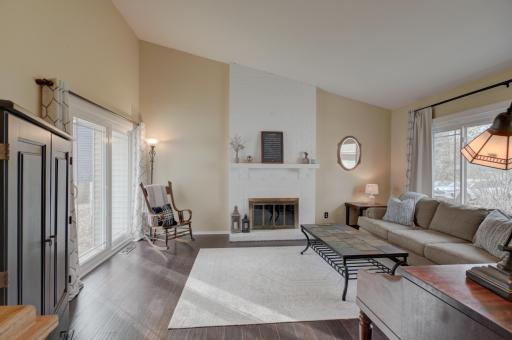 1174 Benton Way, Saint Paul, MN 55112