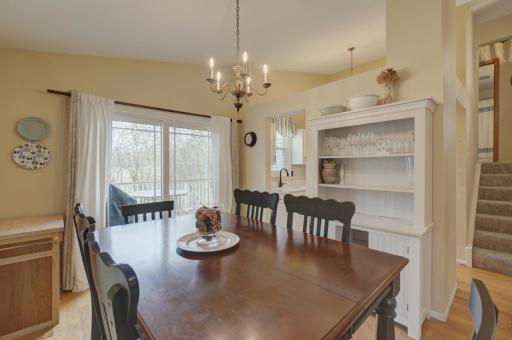 1174 Benton Way, Saint Paul, MN 55112