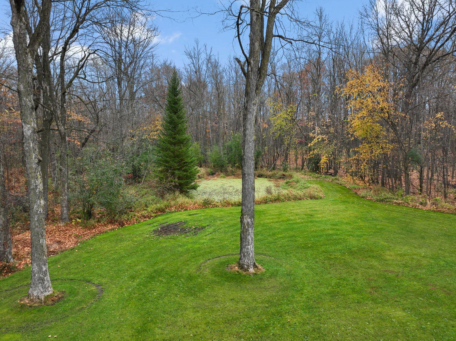 Enjoy the frequent visits from wildlife as you take in the stunning views.