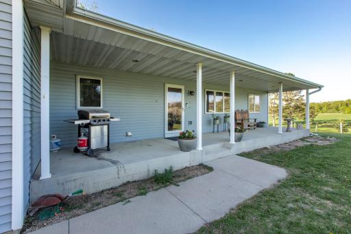 22842 530th Street, West Concord, MN 55985