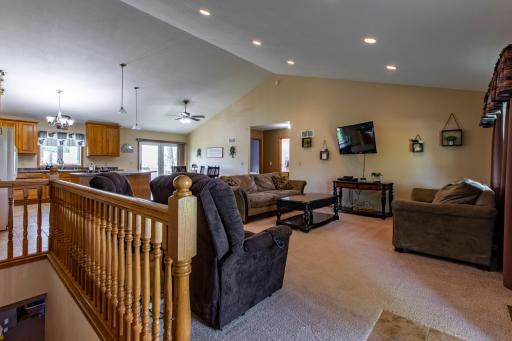 22842 530th Street, West Concord, MN 55985