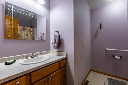 22842 530th Street, West Concord, MN 55985