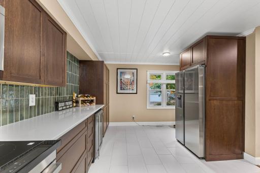 8845 Basswood Road, Eden Prairie, MN 55344