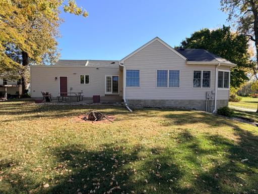 622 Woodcrest Avenue, Worthington, MN 56187
