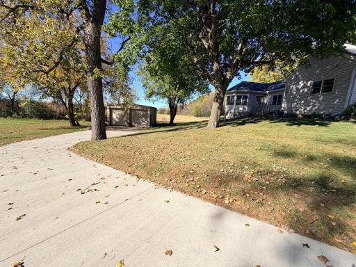 622 Woodcrest Avenue, Worthington, MN 56187